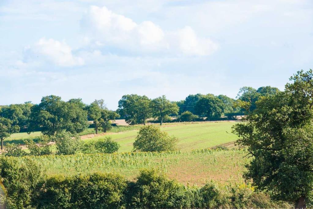 The Stables, Relax In 5 Star Style And Comfort With Lovely Walks All Around Maplestead Kültér fotó
